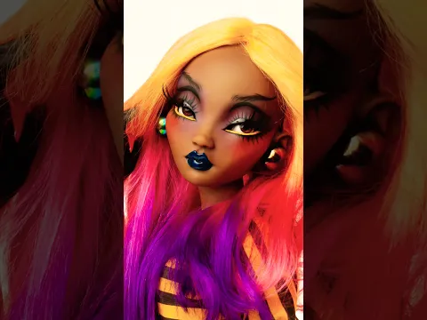 Pidgin Doll makeover! 🌅 #pidgindoll #dollmakeup #makeover #dolls #sunsetmakeup #art #dolls #makeup