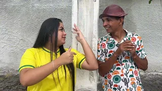 BELEINHA TAVA NO PONTO E SEVERINO QUIS TIRAR UMA CASQUINHA 