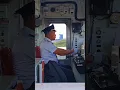 Download Lagu Masinis melakukan tunjuk sebut saat kereta akan berangkat dari Stasiun Manggarai #train #keretaapi