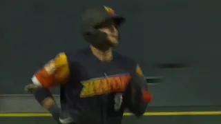 Aviators score 16 unanswered runs to beat Chihuahuas 20-11