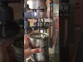 Download Lagu Semi-automatische blikken sluitmachine voor ingeblikt voedsel,  naadmachine voor vleescontainers