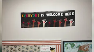 Idaho teacher ordered to remove "Everyone is welcome here" sign from classroom