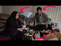Download Lagu Yalda's happiness buying earrings: What is Fatima's request to Razieh?