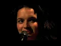 Norah Jones - What Am I To You?