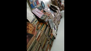 NANDO CARLOS VAI A CAÇA DE DISCOS DE VINIL