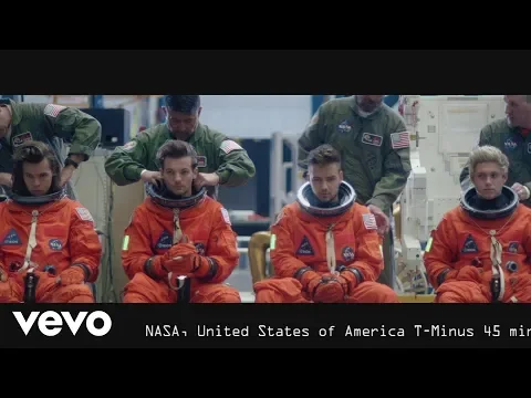 Download MP3 One Direction - Drag Me Down (Official Video)