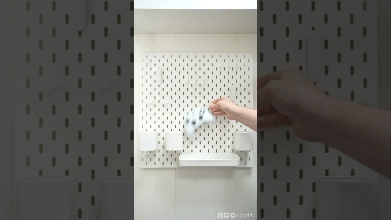 Xbox Controller Stand for IKEA SKÅDIS Pegboard