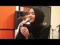 Download Lagu PUTRI DELINA - MENAHAN RASA SAKIT (LIVE VERSION)