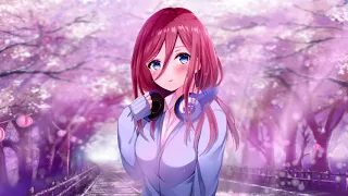 Wallpaper Live Miku Nakano [Gotoubun no Hanayome]