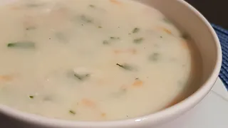 شوربة المطاعم البيضاء بالخضروات و الدجاج 