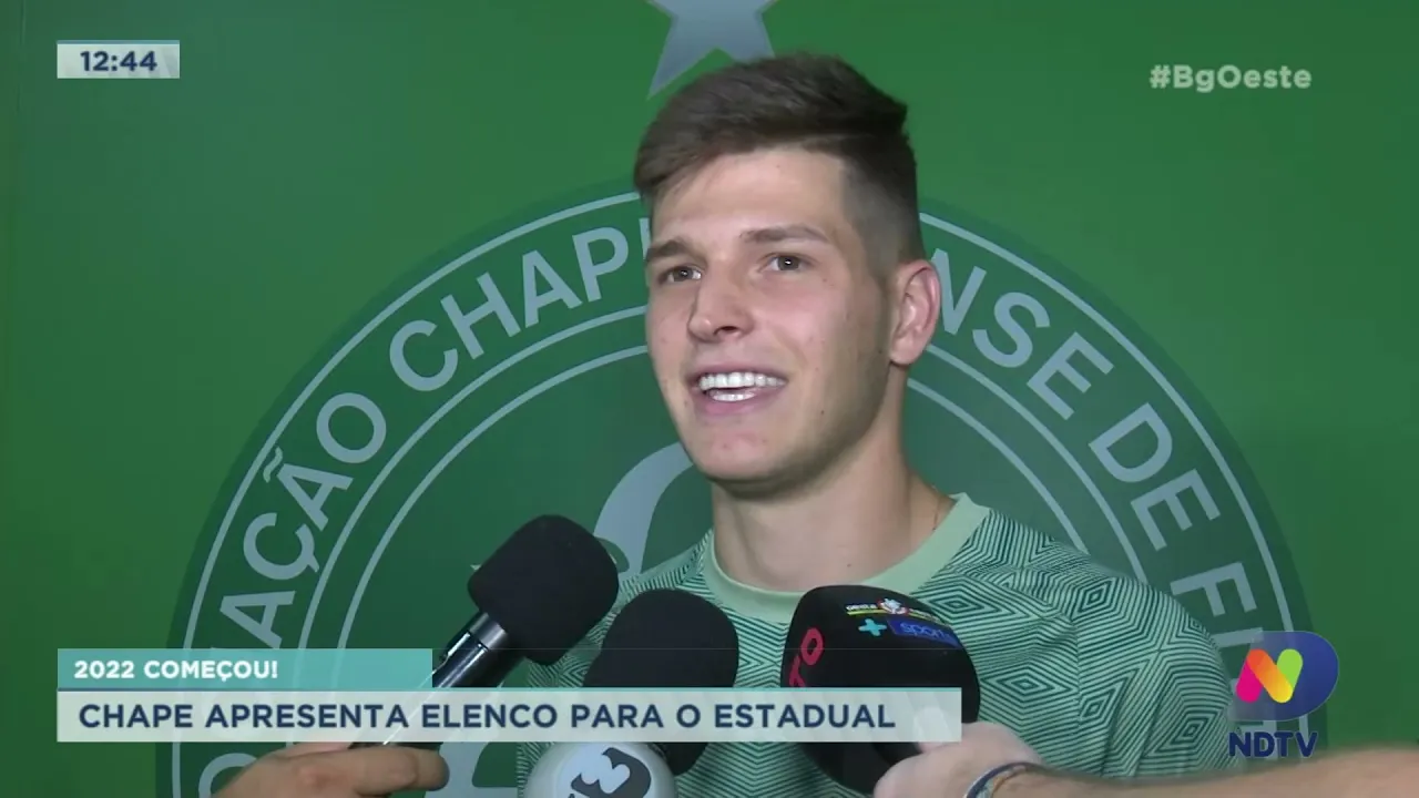 Chapecoense apresenta jogadores e comissão técnica para temporada 2022