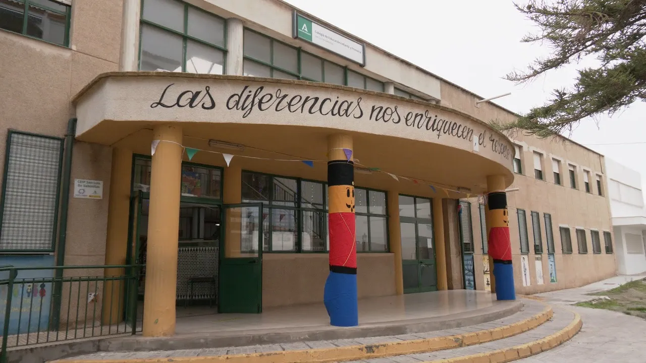 El Colegio San Luis acoge el Mercadillo Solidario Navideño