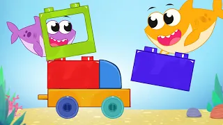 Baby Sharks’ LEGO Adventure!