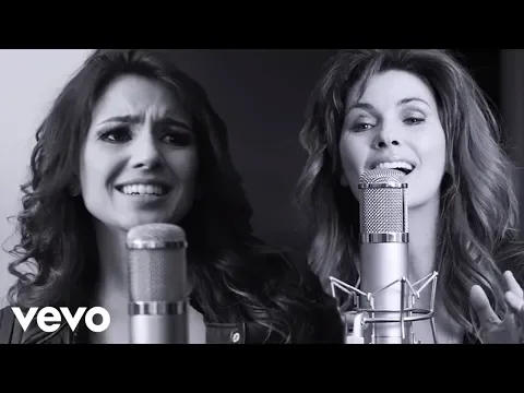 Download MP3 Paula Fernandes, Shania Twain - You're Still The One (Official Music Video)