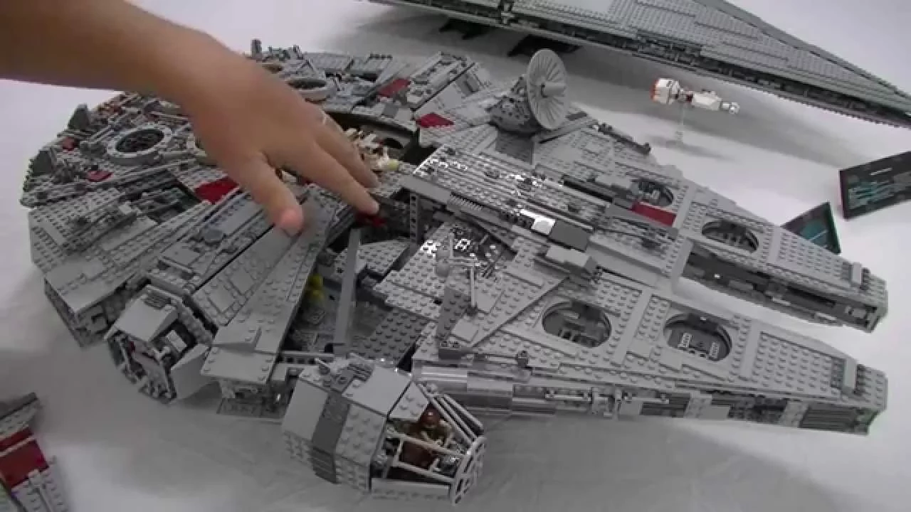 Massive LEGO Millennium Falcon – 55,000 Pieces!