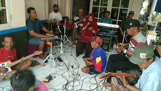 Beban asmara cover by dangdut klasik