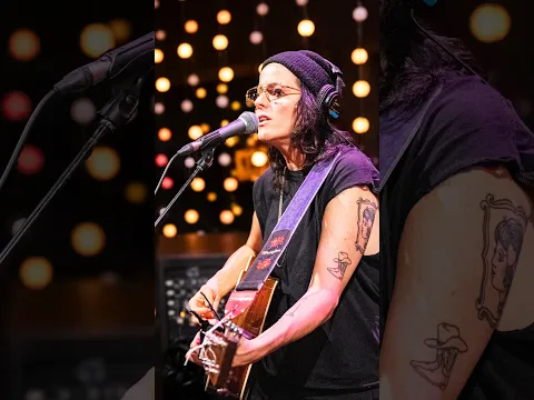 Sera Cahoone performs "Pulling Up Roots" & more Live on KEXP