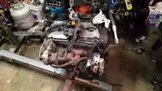 PULLING THE PT CRUISER TURBO MOTOR PT 2 how to srt4 swap