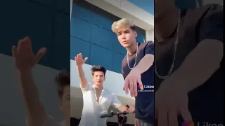 قلبي لما لاقاه خلاني مشيت وراه 