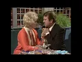 Download Lagu En ze leefden nog lang en gelukkig S2 Afl. 10 - Terry the Author (1080p)