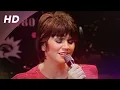 Download Lagu Linda Ronstadt - I Can't Help It (If I'm Still in Love With You) [Office Live Performance)