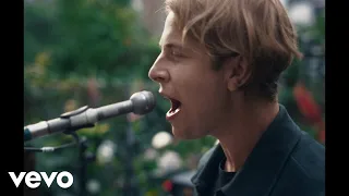 Download Tom Odell - If You Wanna Love Somebody (Official Video) MP3