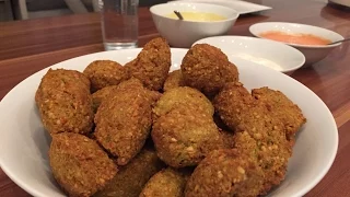 Viel Protein * Bestes Falafel Rezept & eine Soße zum verlieben * einfach kochen * gesund leben. 