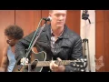 Download Lagu Queens Of The Stone Age - Make It Wit Chu (Fox Uninvited Guest)