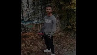 بين القبور الهادئة هناك ارواح فارقتنا وتركت لنا الذكريات عبود العمري الراحل رحمك الله 