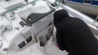 Code Red Storm Hits Marina Muiderzand: WinterBoat Check in -8°C & Snow! – Ep. 10 [EN]