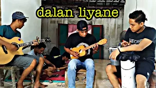 Download DALAN LIYANE cover gitar kentrung ketipung by akuwistik MP3