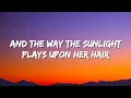 Good Vibrations - The Beach Boys (Lyrics)