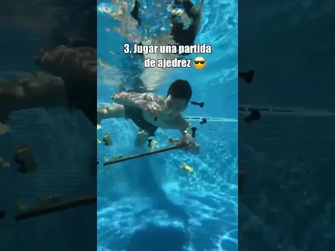 Cosas que puedes hacer debajo del agua 💀💧 #humor
