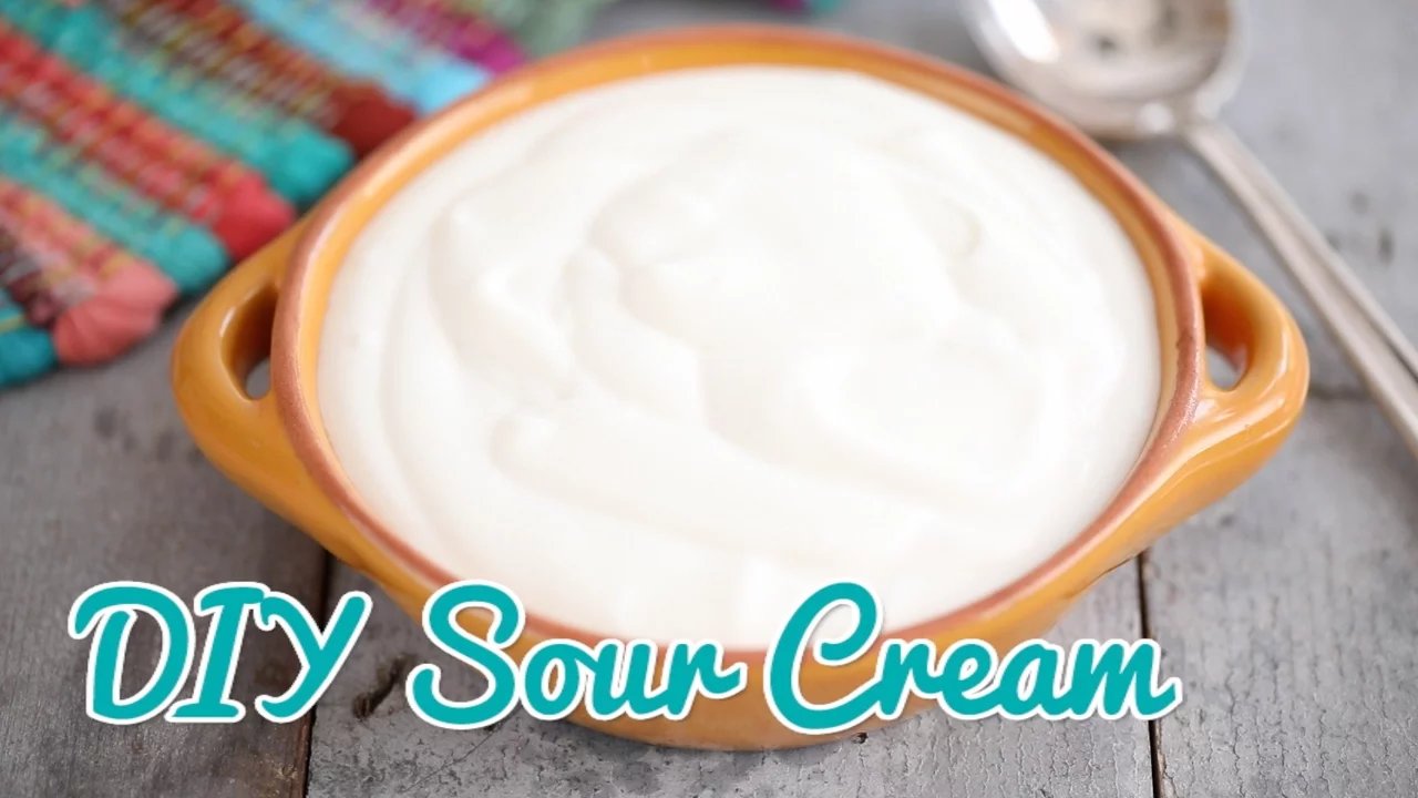 How to Make Sour Cream - Gemma