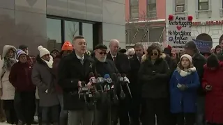 Moment of silence for victims of Aurora IL shooting investigation underway