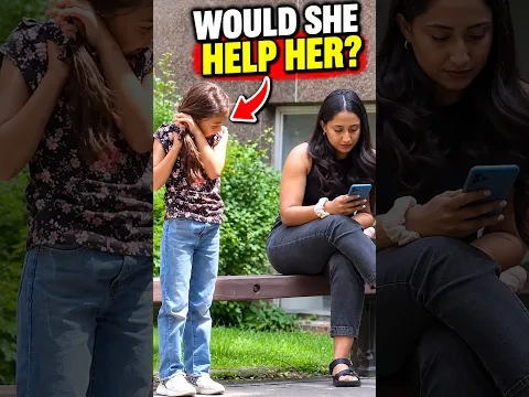 She Needed Help With Her Hairβ¦ π