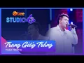 Download Lagu Cả thanh xuân ùa về khi Phạm Trưởng tái hiện hit “Trang giấy trắng” | Studio Số 6