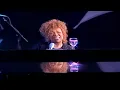 Download Lagu Roberta Flack - The Closer I Get To You (Live)