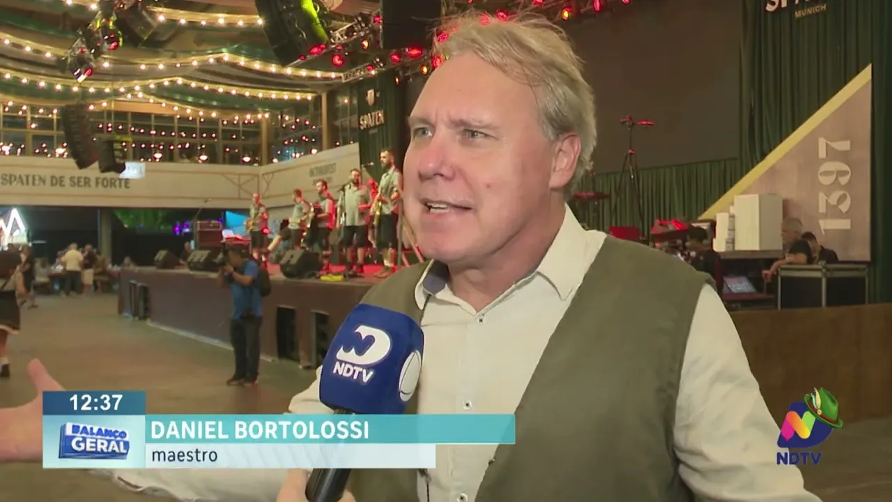 Orquestra de Câmara de Blumenau se apresenta pela primeira vez na Oktoberfest