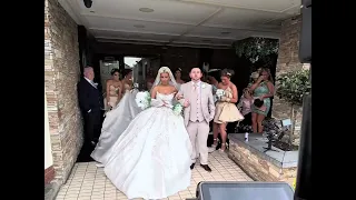 Wedding fails caught on camera 
