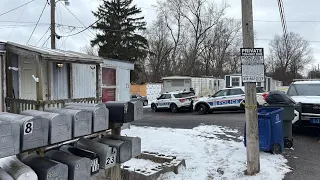 Police find woman dead man injured inside southwest Columbus mobile home