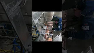 Watch the build of a performance catamaran #odiseacatamarans #performanceboats #welding #boatbuild