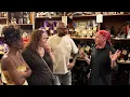 Download Lagu Bethany gaat naar een voodoowinkel in New Orleans, maar gelooft niet in zwarte magie