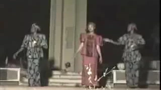 rashin uwa fifitamana shiyi kisanyamini nuna madara hausa songs