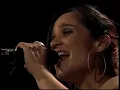 Julieta Venegas  - Andar Conmigo @ LATV Live 2005