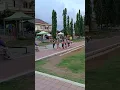 Download Lagu Berlari Sore dengan Vibes Positif! 'Untungnya Bumi Masih Berputar' 🌅🏃‍♂️\