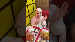 الما عزمتنا عالمطعم بس النهاية صادمة شوفوا شو صار 🤣🤣 