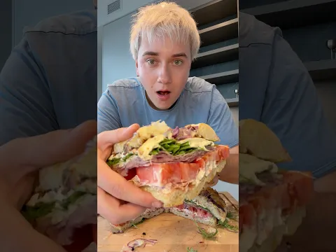 GIANT Italian sandwich👍🥪