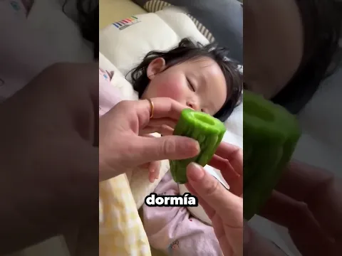 El bebé encontró una forma de evitar el truco de mamá