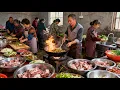 Lagu Een Chinese plattelandskeuken bereidt een uitgebreid feestmaal voor 1.500 personen!